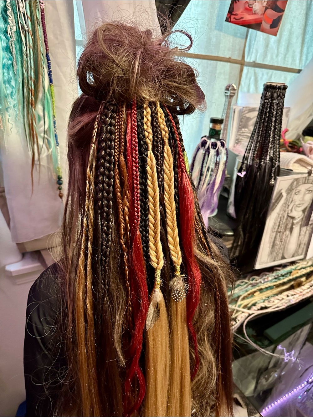 Hand-Braided Mixed Color Hair Extension Clips - Multi-Color Braids ( Stacey )🩷 - Picture 7 of 16